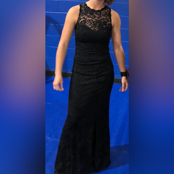 Prom dress, size 4, and stretchy material so it’s comfortable. B. Darlin. - Picture 1 of 3